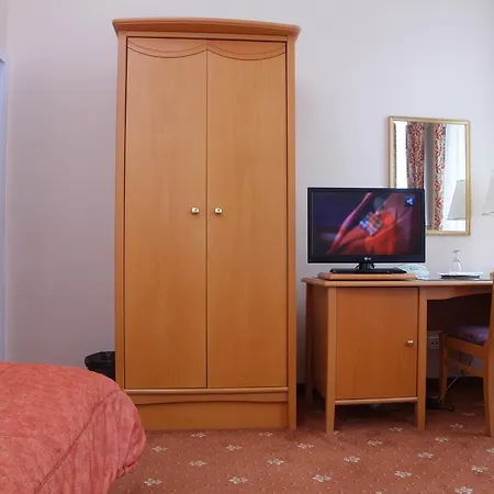 Szálloda Pavlov 4*